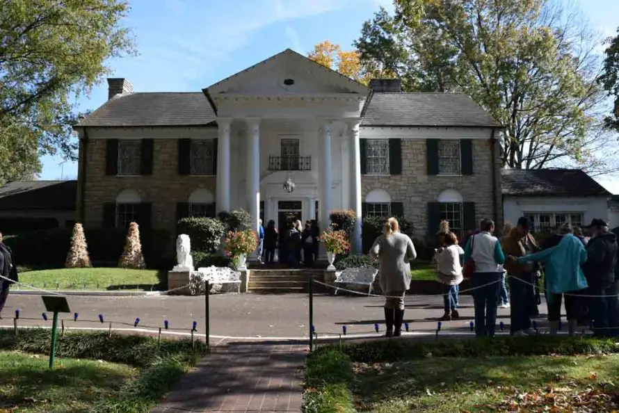 Graceland, Visiting Memphis, Tennessee