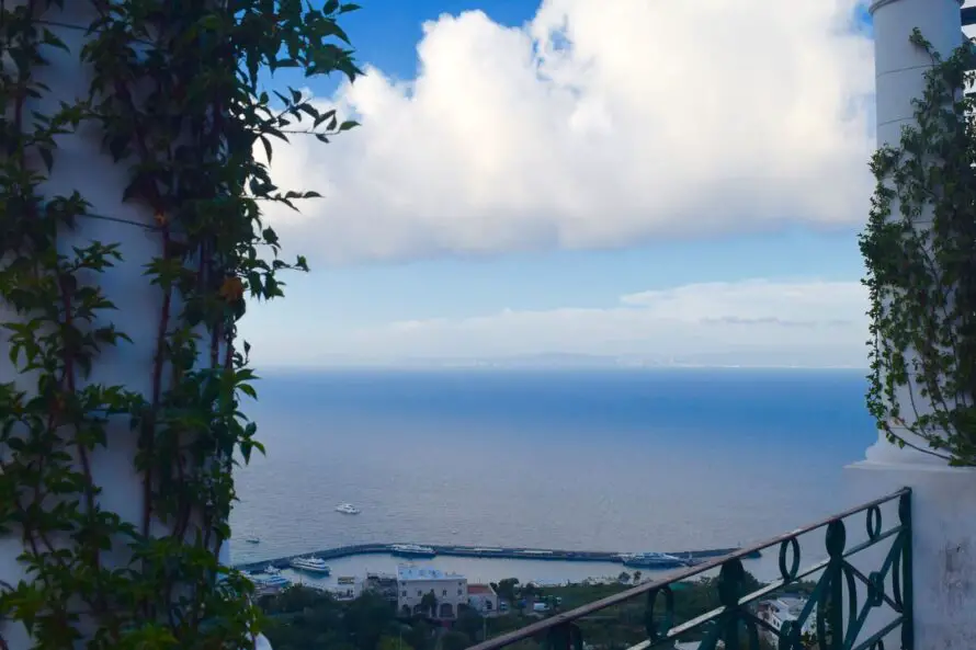 Island-of-Capri-view