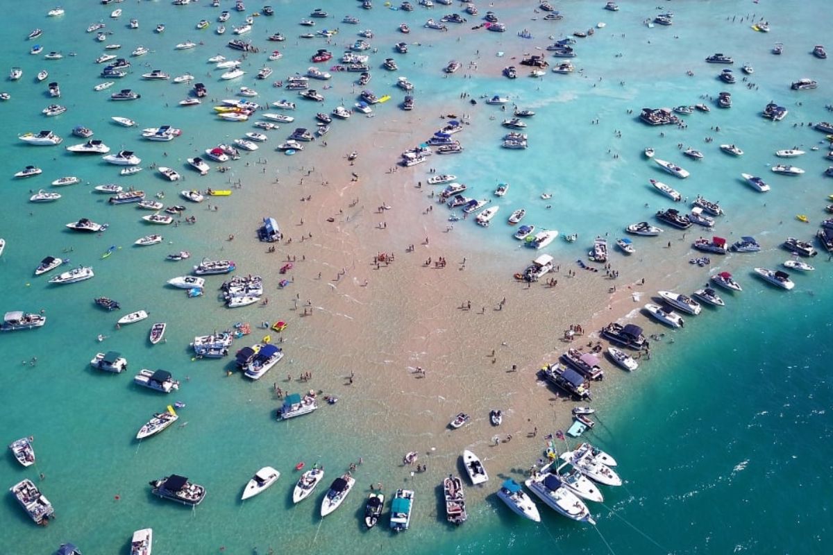 18 Torch Lake, Michigan Yamaha Boats