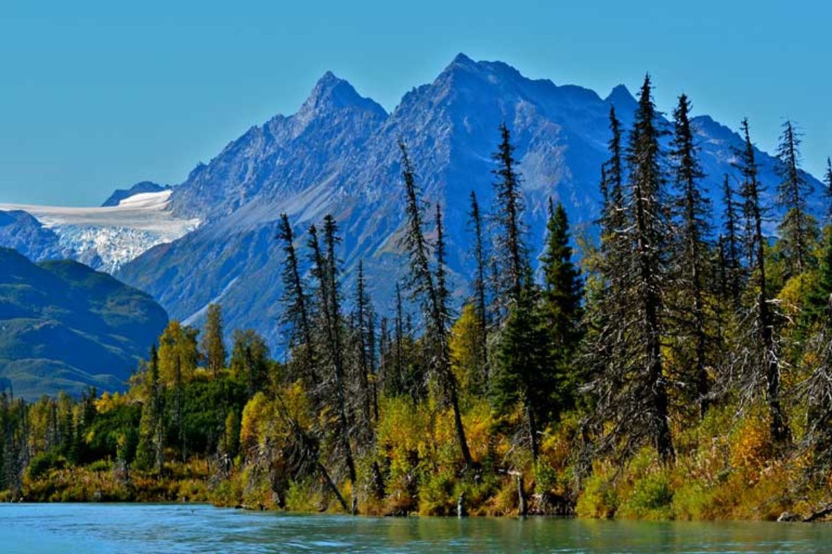 19. Lake Clark, Alaska Redoubt Mountain Lodge