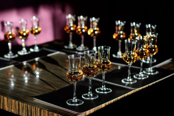 General view of whiskey tasting. Whiskey glass. View more by Dariia Havriusieva from Getty Images
