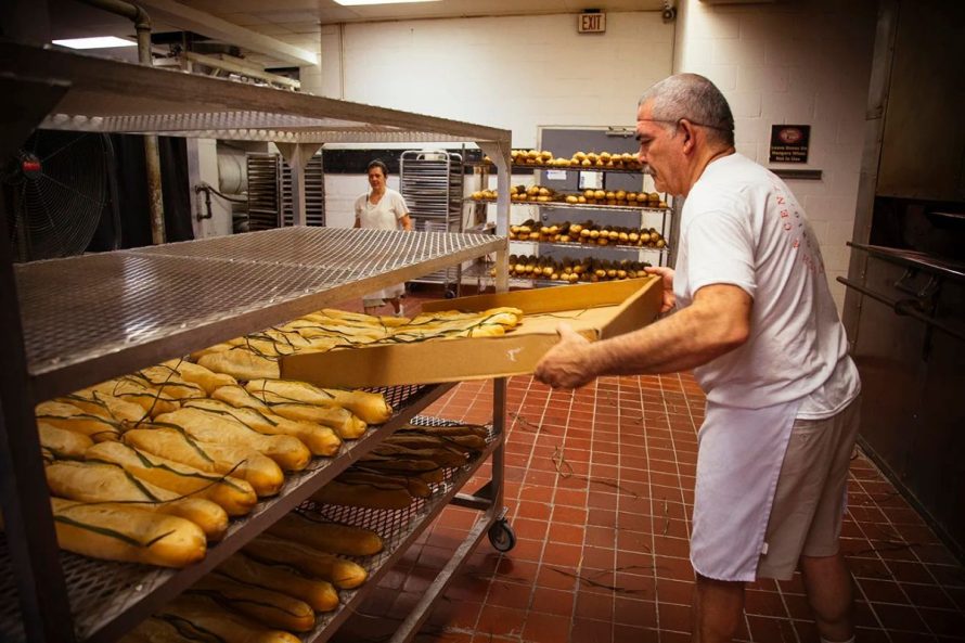 8 La Segunda Central Bakery 